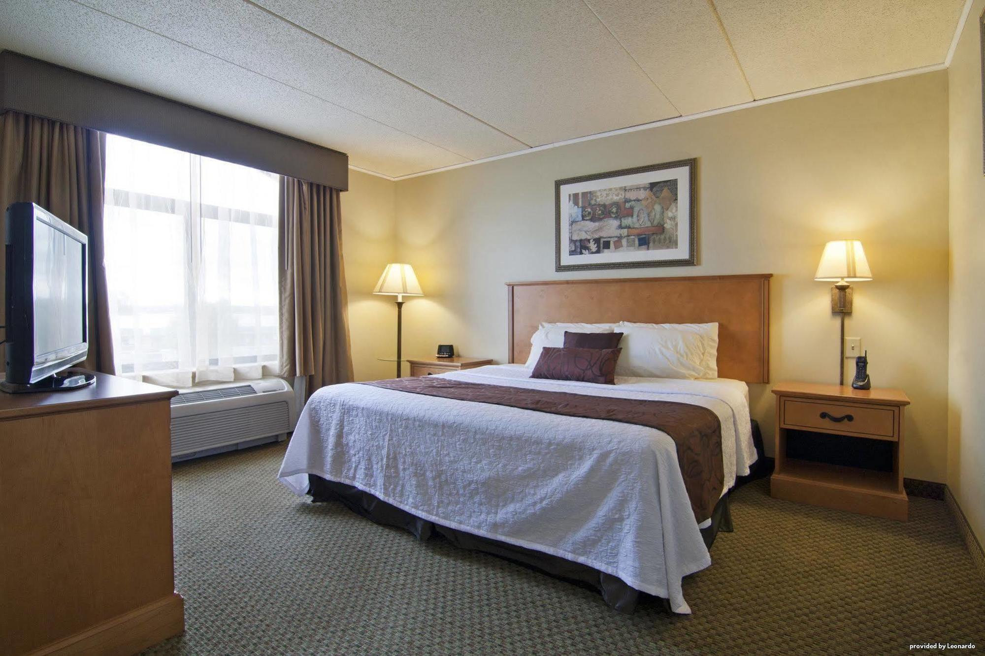 Wingate By Wyndham Coon Rapids Hotel Екстериор снимка