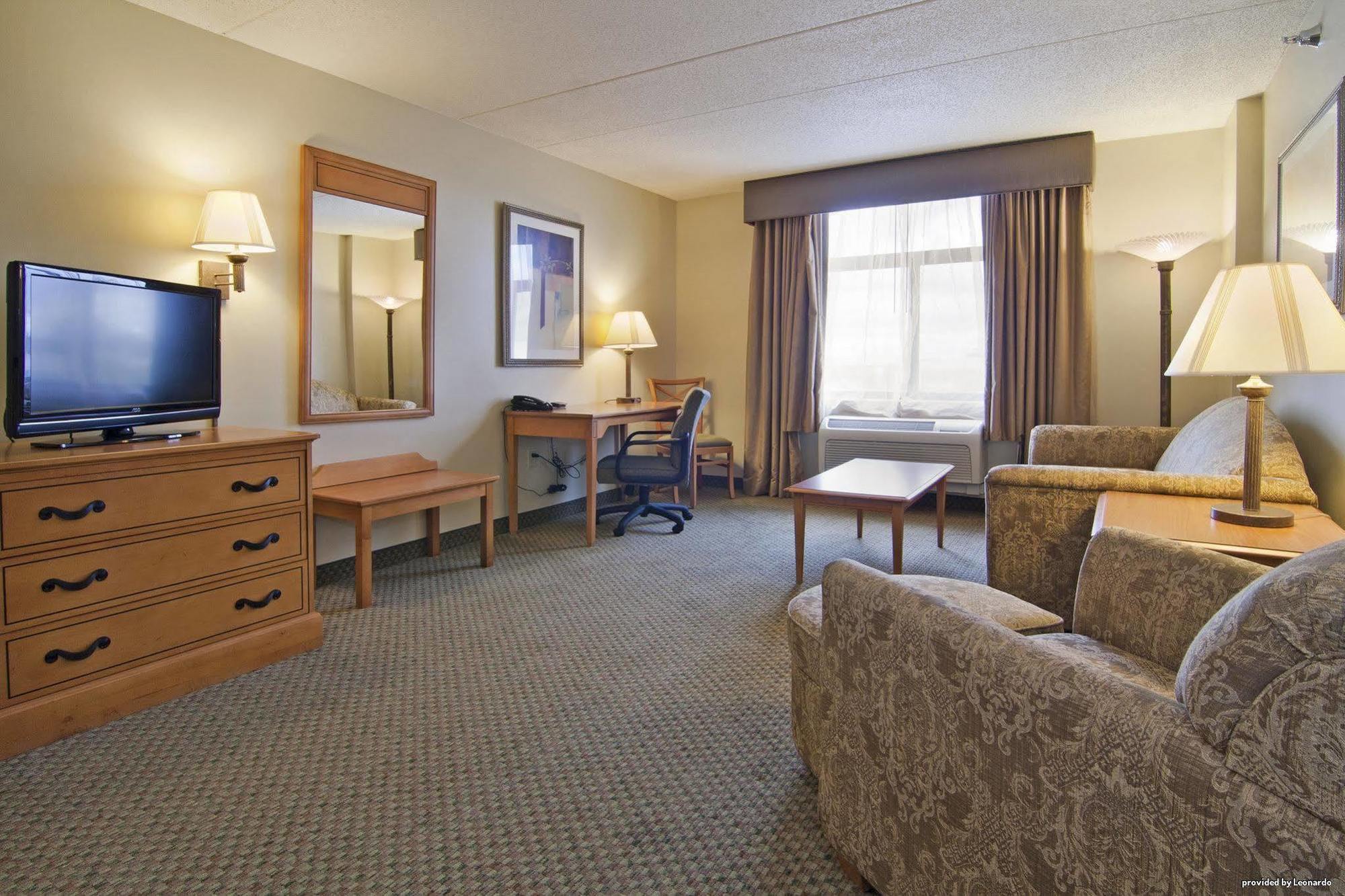 Wingate By Wyndham Coon Rapids Hotel Екстериор снимка
